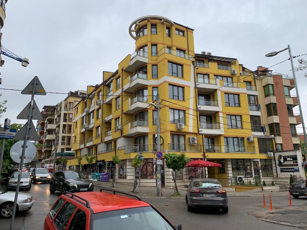 Niko'S Deluxe Apartment صوفيا المظهر الخارجي الصورة