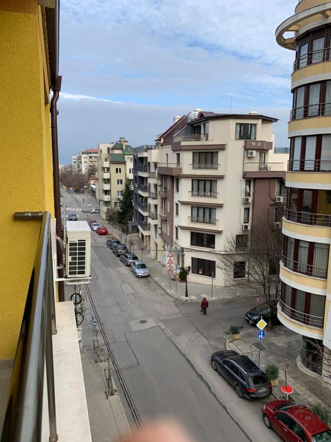 Niko'S Deluxe Apartment صوفيا المظهر الخارجي الصورة